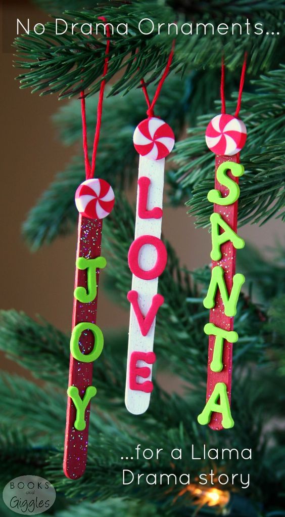 Easy Popsicle Stick Ornaments. 