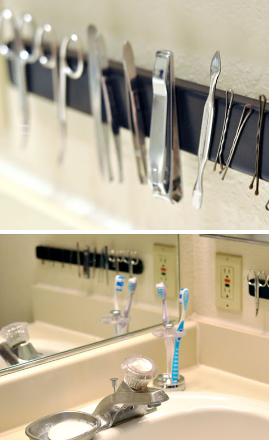 Magnetic Bathroom Rack. 