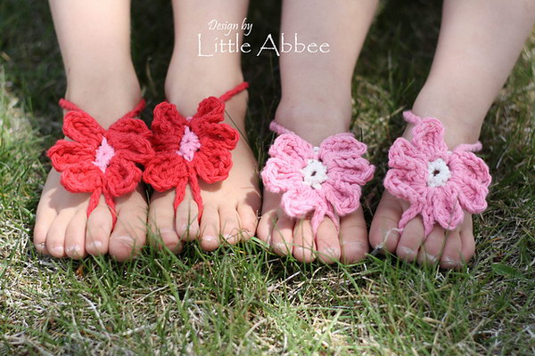 Toe Flower Sandals. 