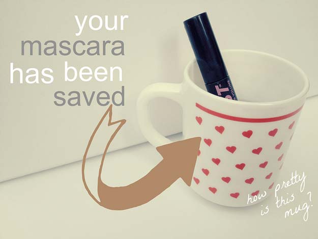 Rescue a Dried Out Mascara. 