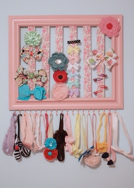 DIY Hair Bow Organizer Made From Old Picture Frame. 