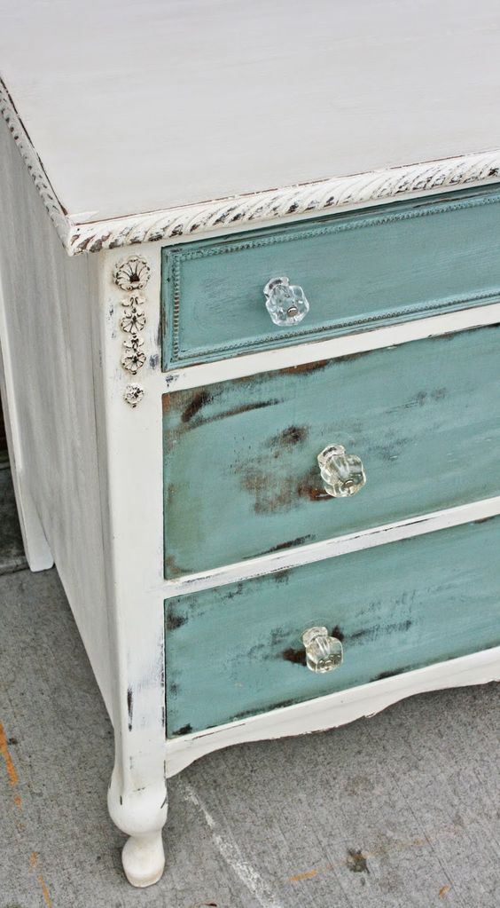 Antiqued White With Sea Blue Drawers. 