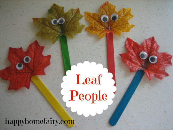 DIY Fall Leaf Puppets. 