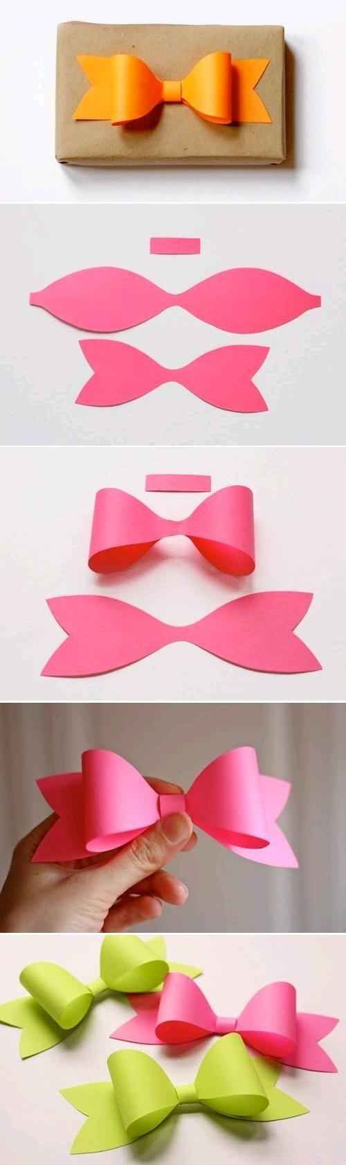 Easy Paper Bow Gift Wrapping. 