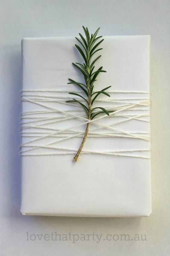 Simple White Christmas Gift Wrap. 