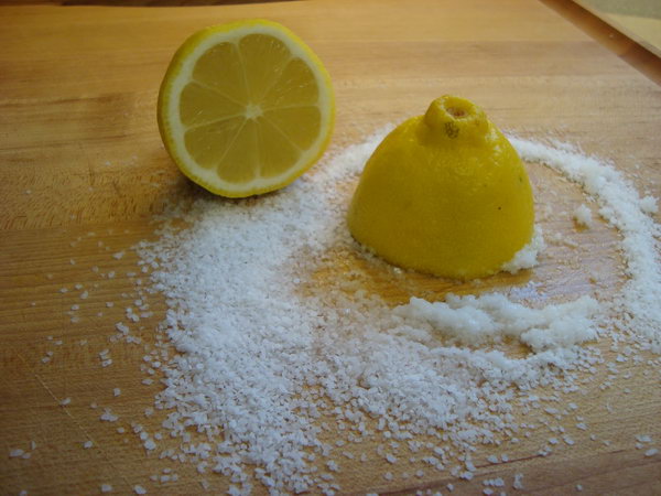 Use Lemon and Kosher Salt to Clean a Cutting Board. 