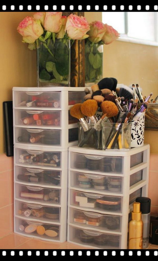 Dollar Store Makeup Organizer 