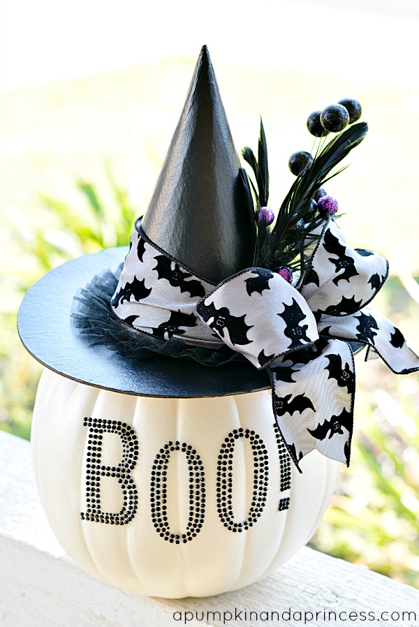 DIY Black & White Glam Pumpkin. 