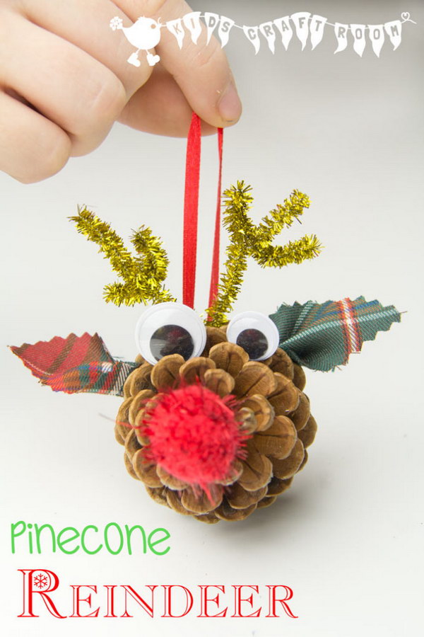 Homemade Pinecone Reindeer Ornaments. 