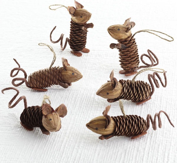 Mice Pinecone Friends. 