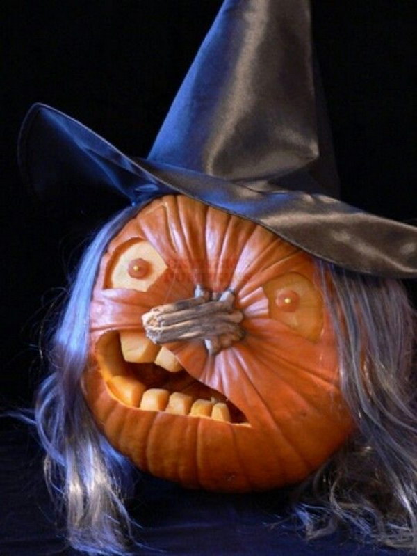 Scary Witch Carved Pumpkin. 