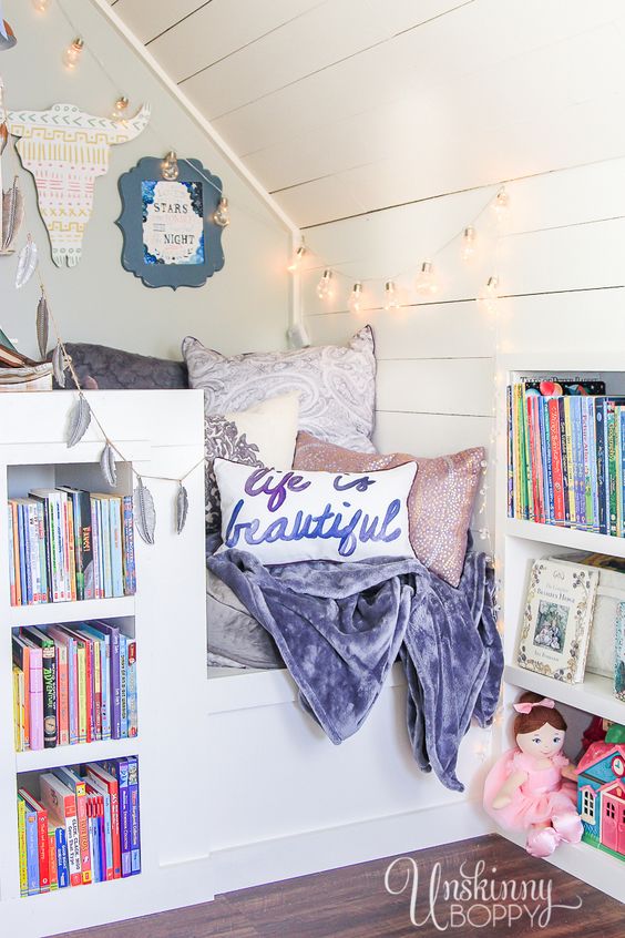 Attic Book Nook. 