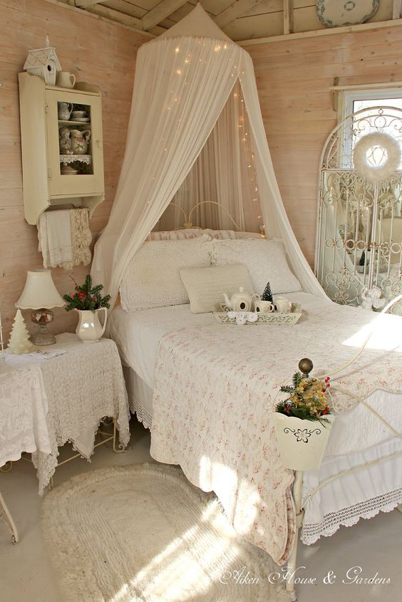 40 Shabby Chic Bedroom Ideas That Every Girl Will Love 2018