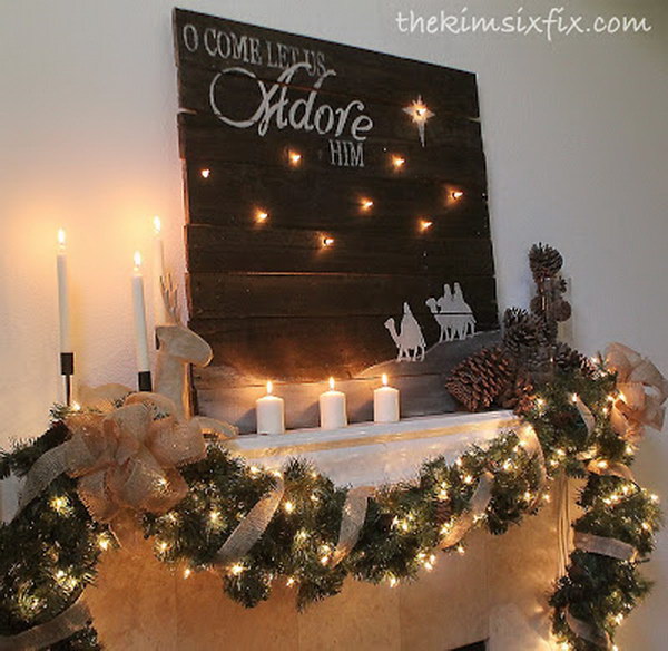 Rustic Christmas Mantle Decoration. 