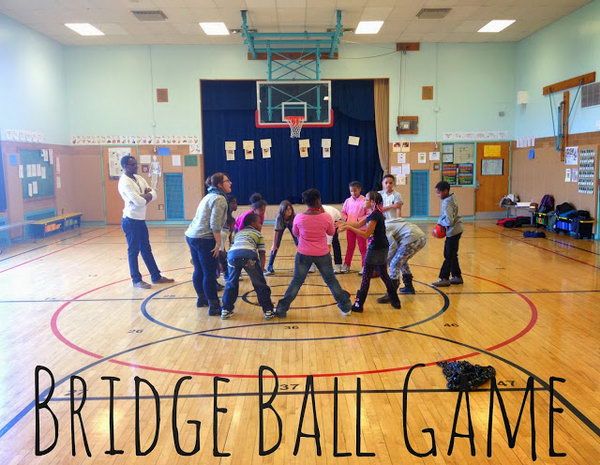 Bridge Ball Game. 