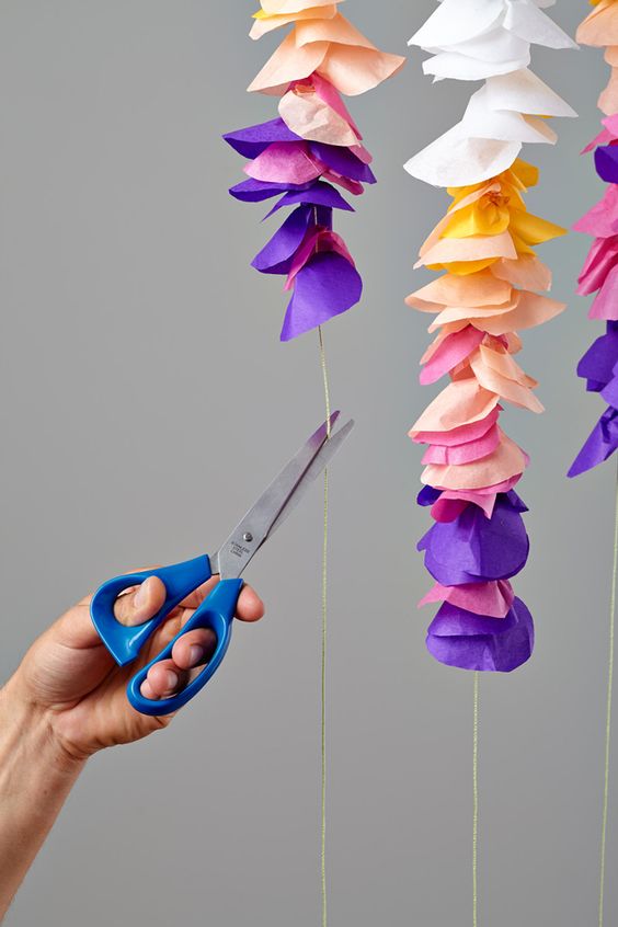 DIY Tissue Wisteria. 