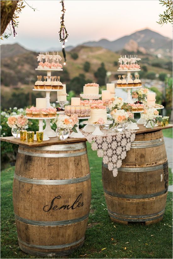 Rustic Wine Barrels Wedding Decoration. 