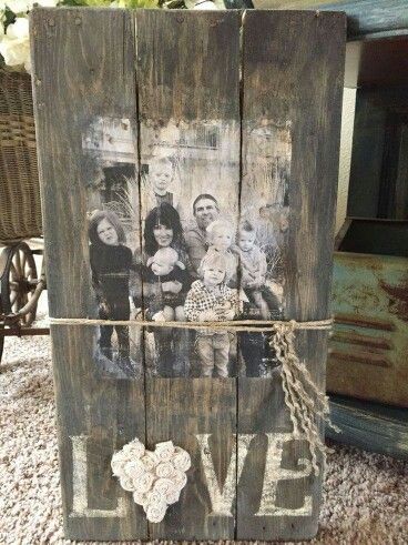 Family Photos on Shabby Pallet. 