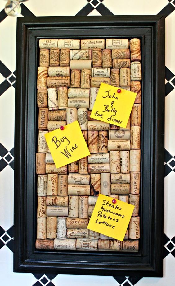 Wine Cork Memo Board. 