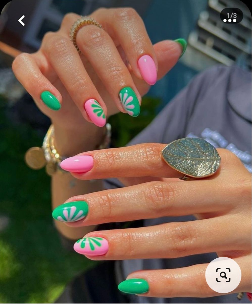 Pink And Green Summer Nails. 