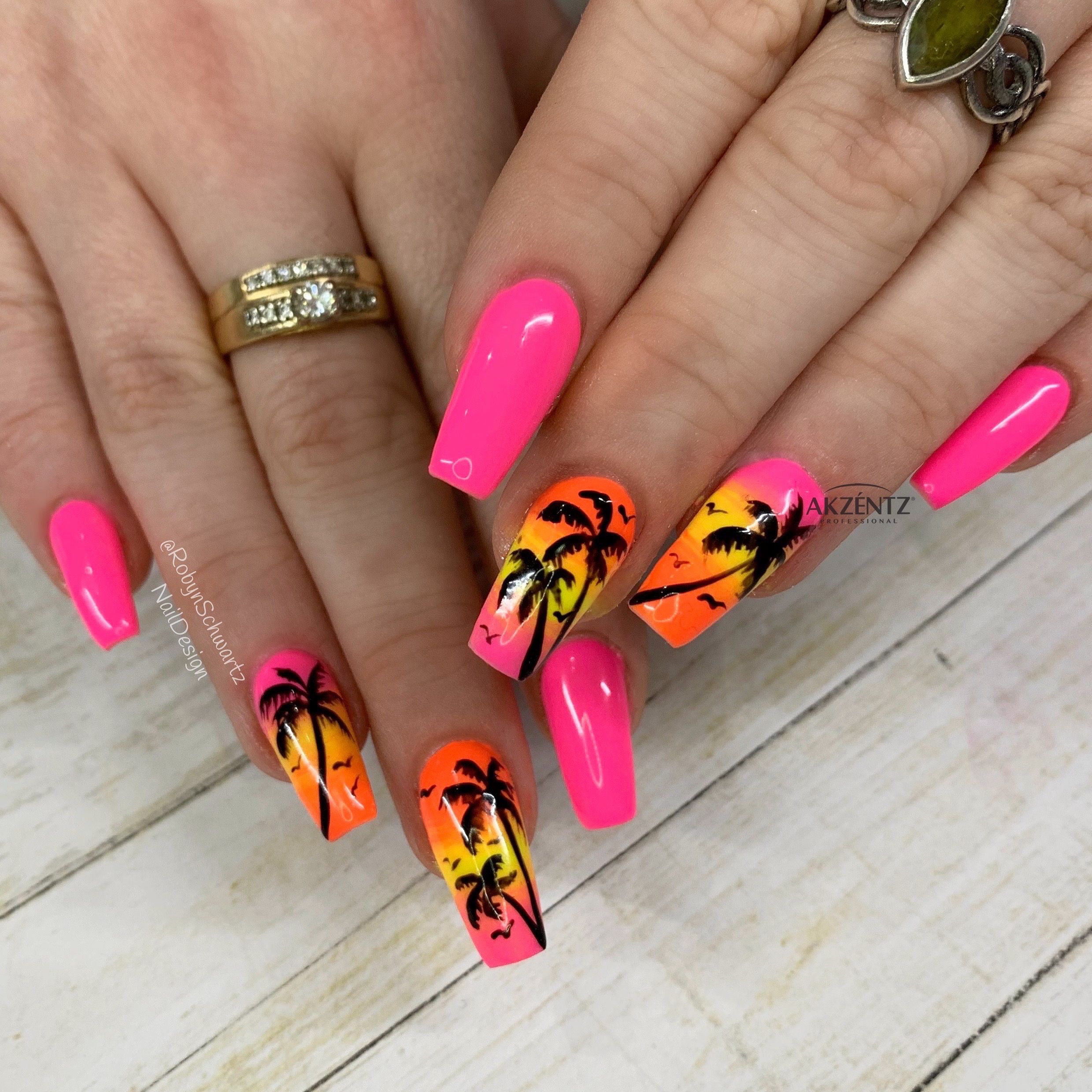 Pink Ocean Nail with Palm Trees. 